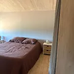 Petite *